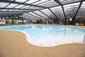 grand bassin piscine couverte chauffée